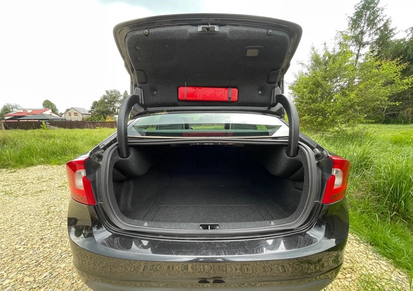 Volvo S60 cena 36000 przebieg: 195000, rok produkcji 2010 z Tychy małe 22